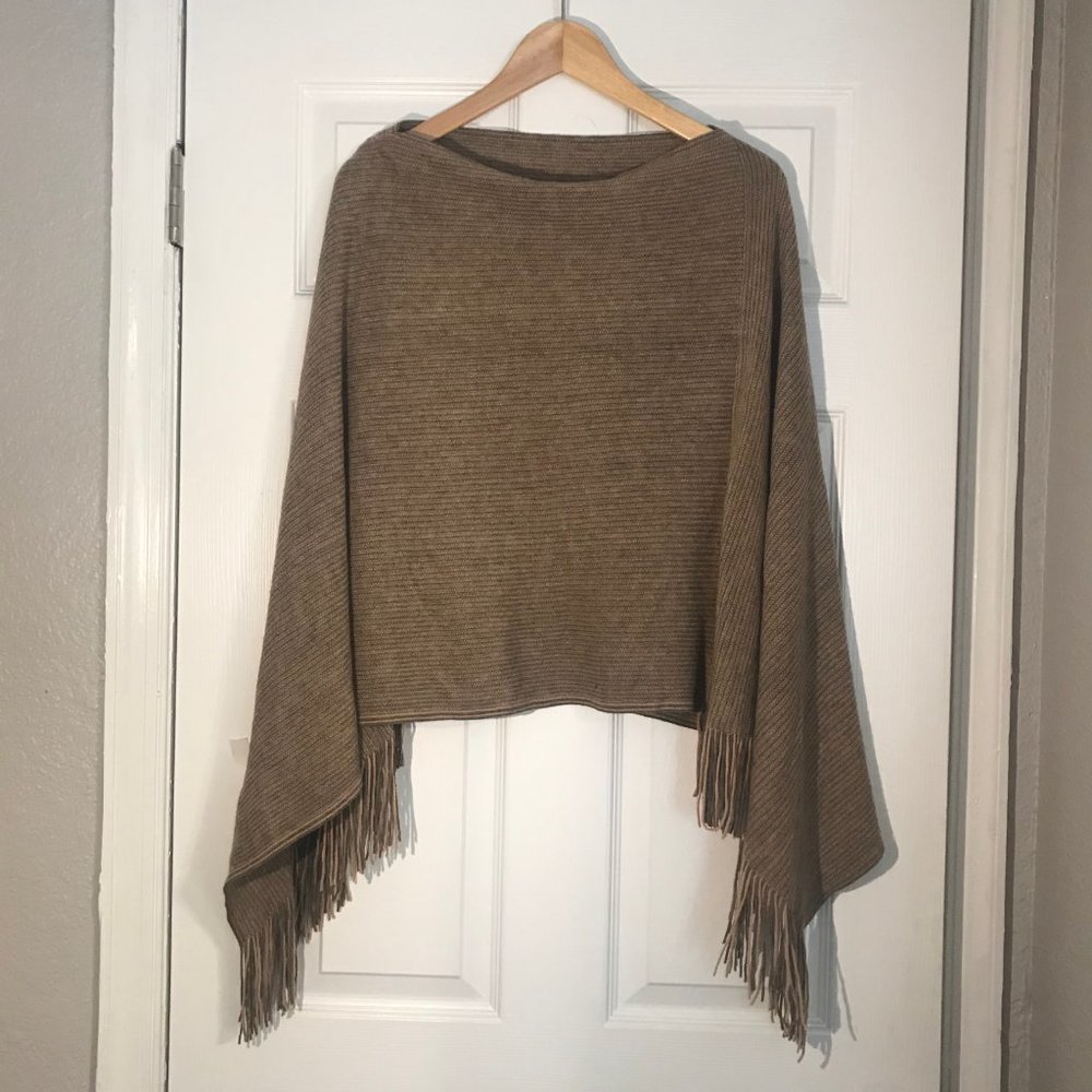 NWOT STEVE MADDEN PONCHO
